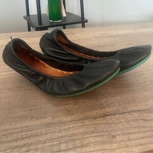 Tieks Ballet Flats Shoes Black Leather Womens Size 7